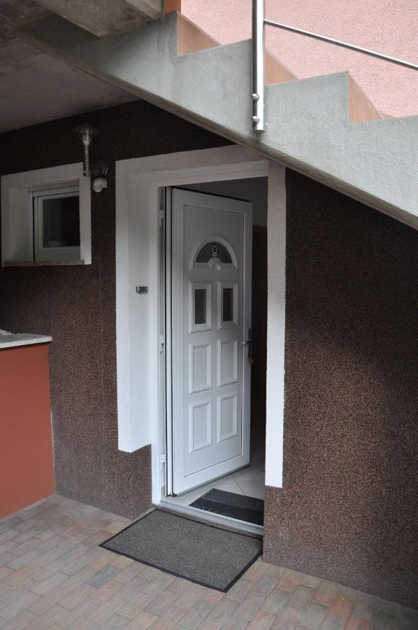 Rezidenca Ervin Hotel Jesenice Exterior photo